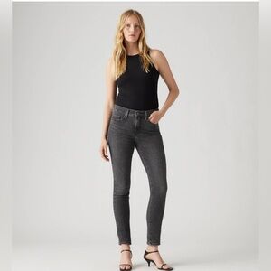 Levi’s black 311 shaping skinny jeans size 27